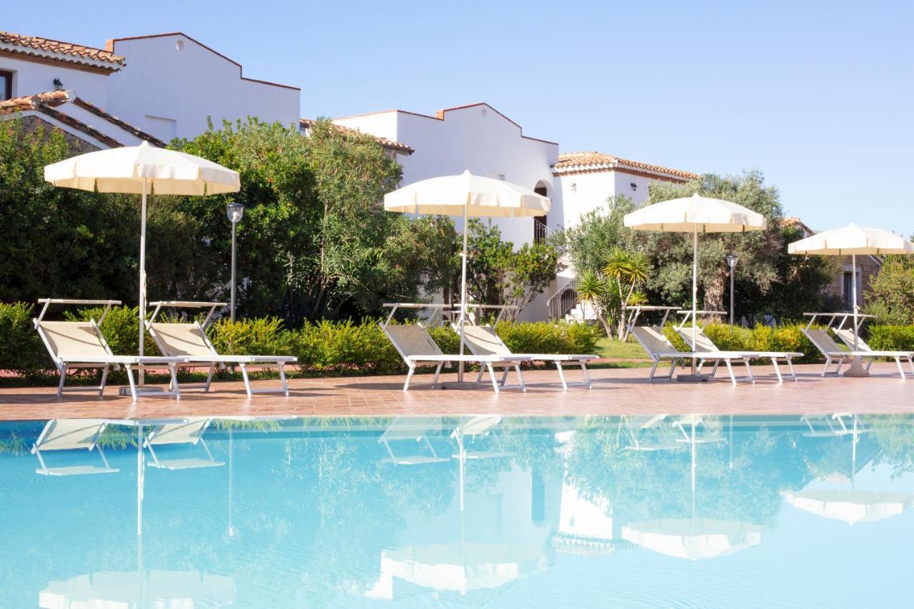Marina Torre Navarrese Resort ซานตามาเรีย นาวาร์เรเซ ภายนอก รูปภาพ