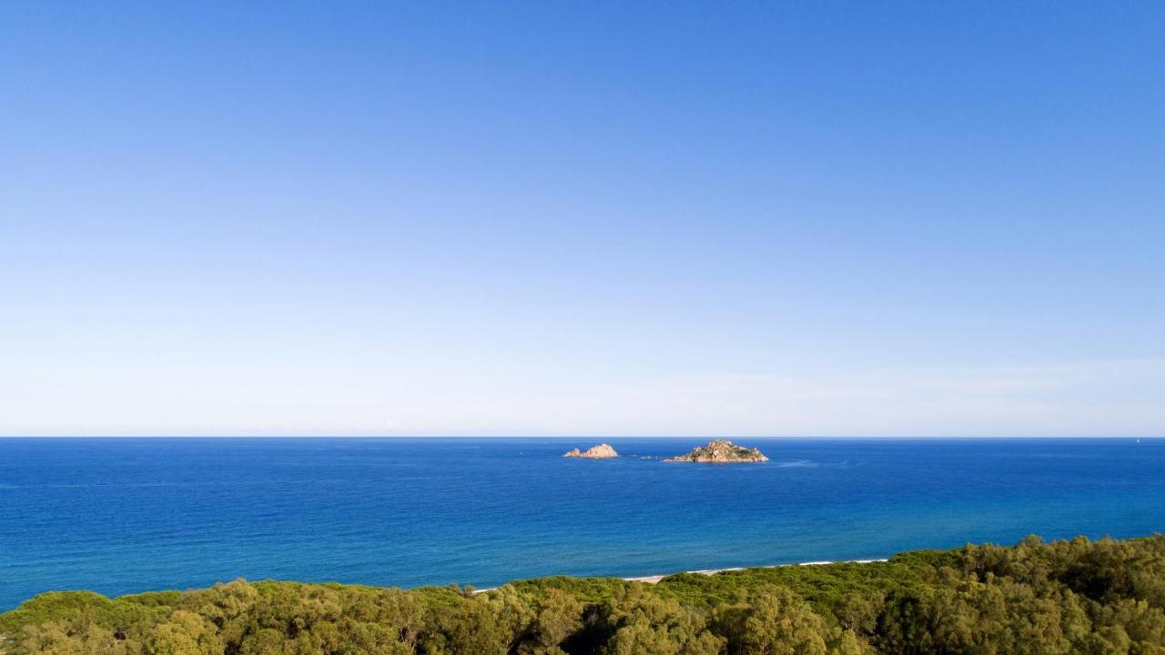 Marina Torre Navarrese Resort ซานตามาเรีย นาวาร์เรเซ ภายนอก รูปภาพ